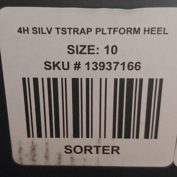 Torrid T-strap platform heels - Picture 6 of 6